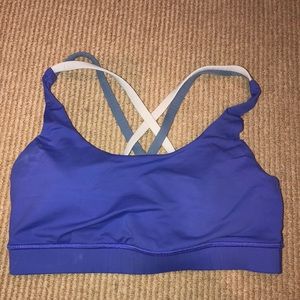 Lululemon sports bra